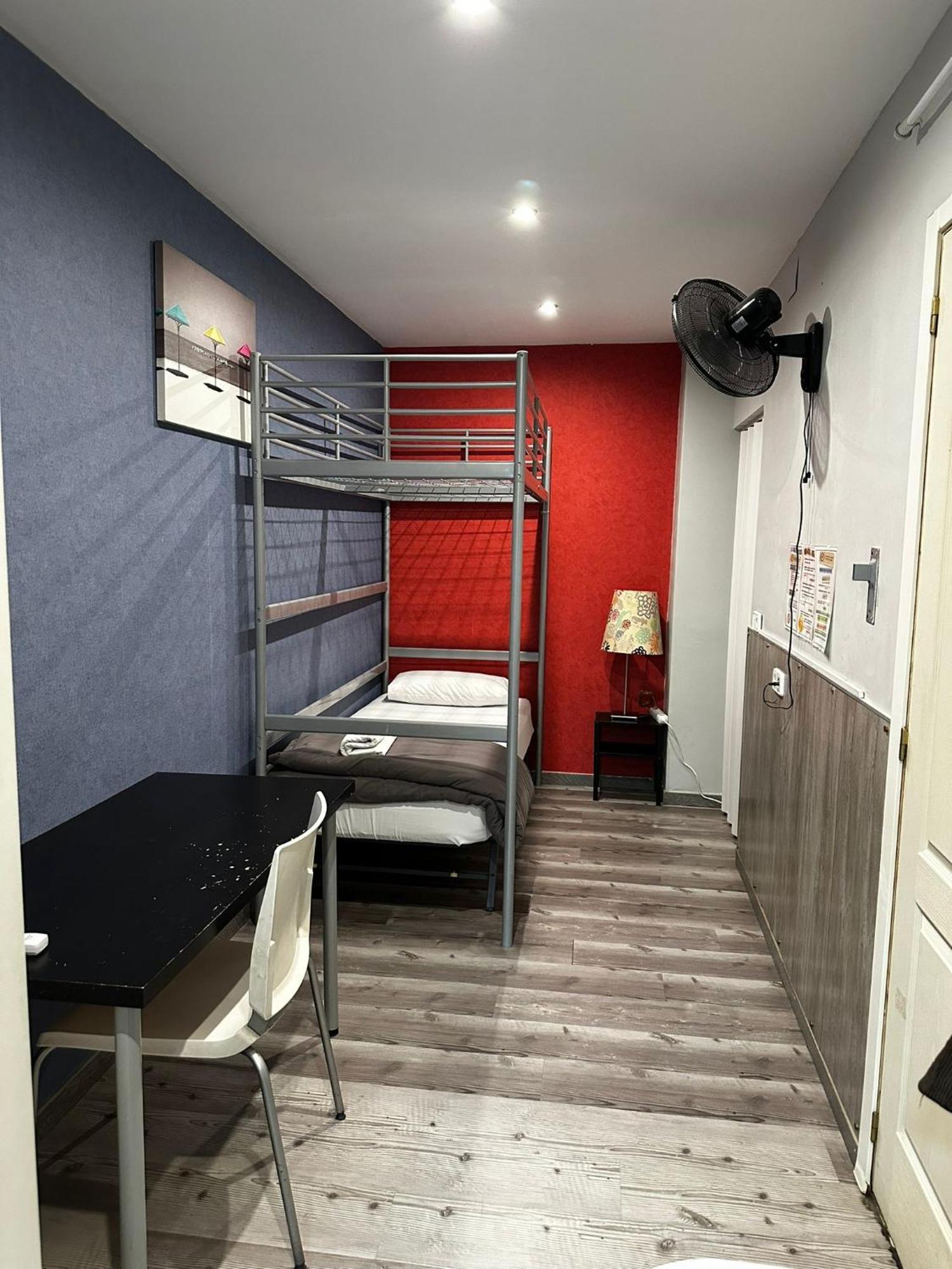 Bcn Condal Hostal Barcelone Extérieur photo