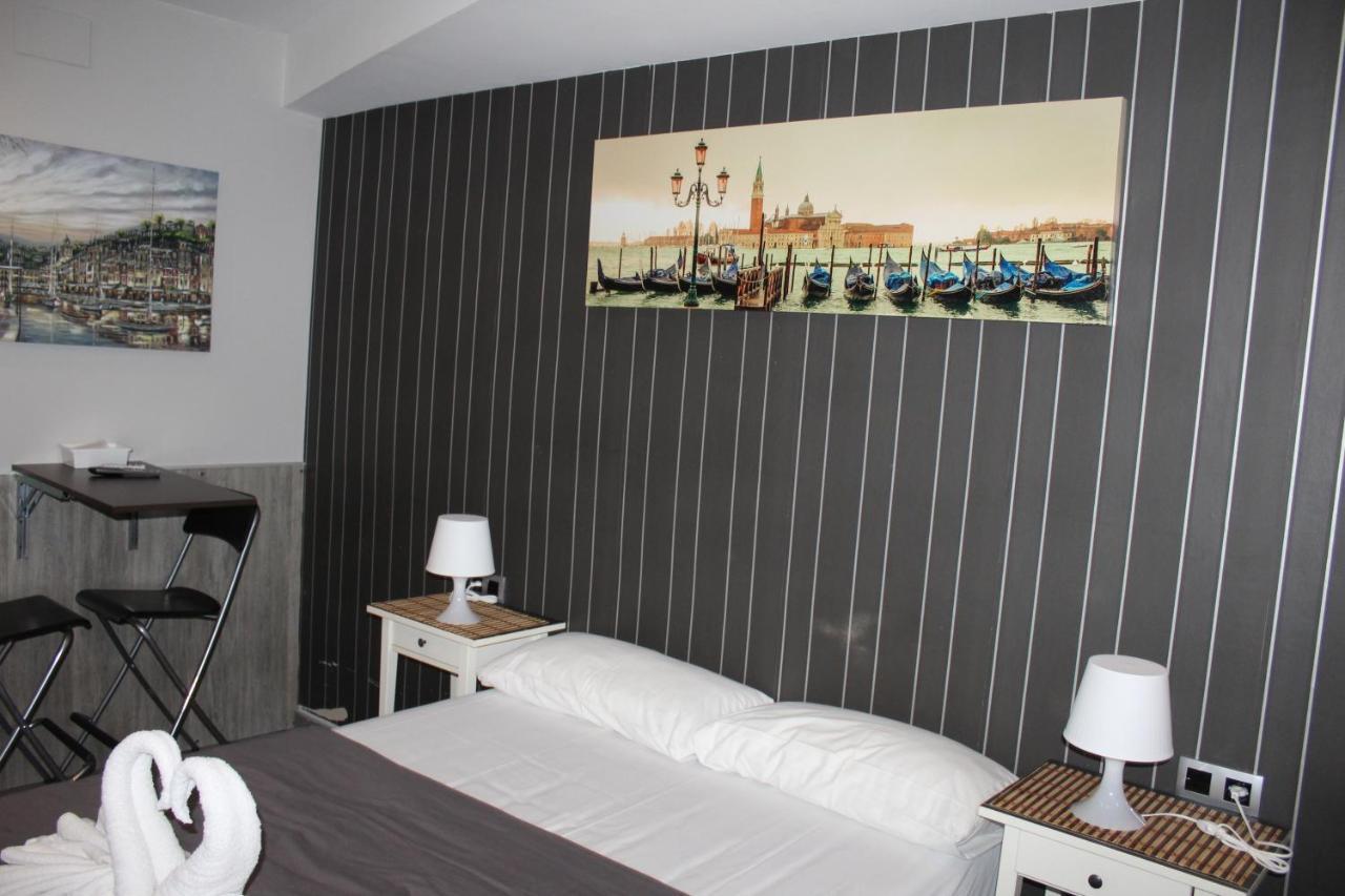 Bcn Condal Hostal Barcelone Extérieur photo