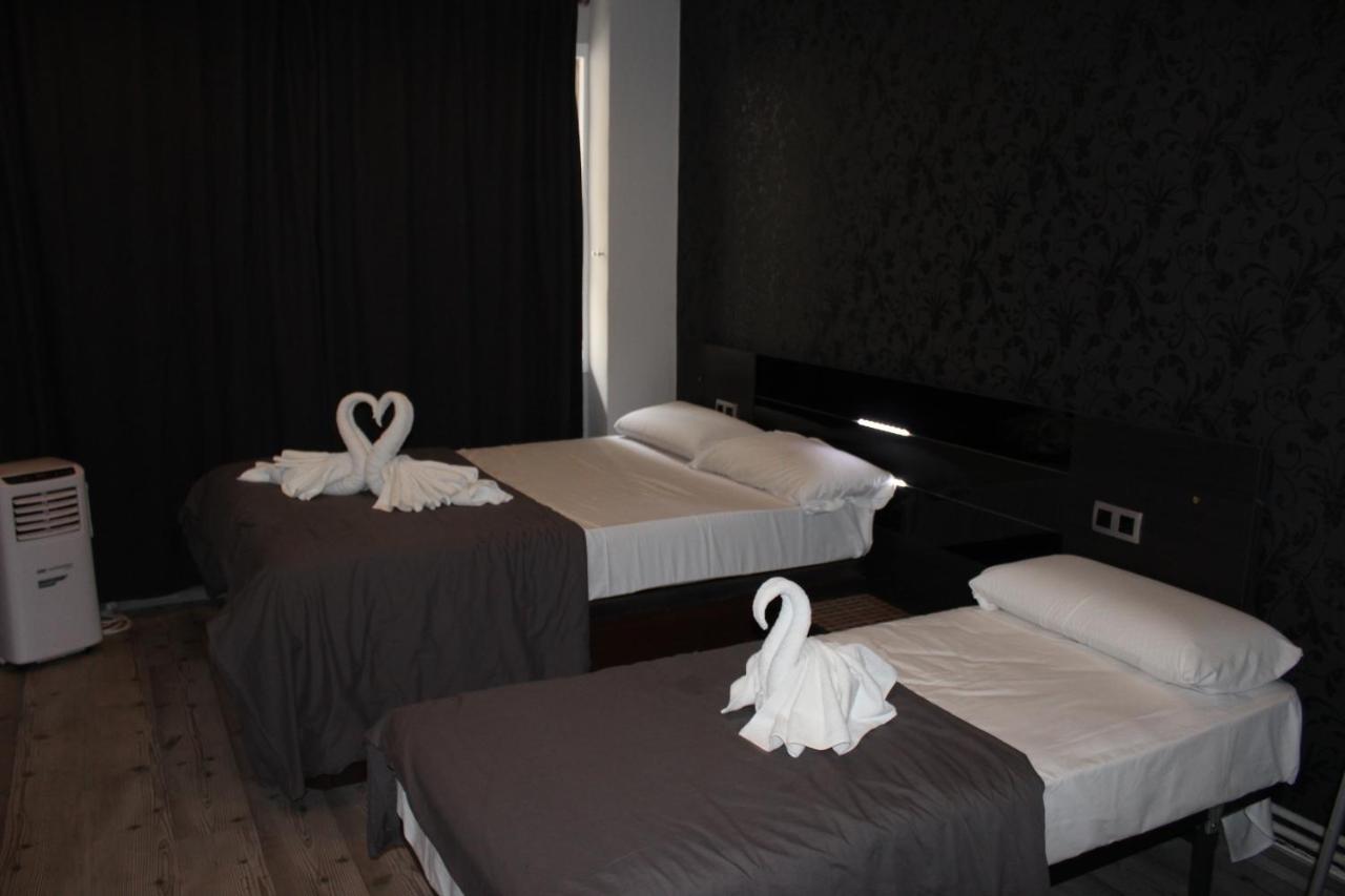 Bcn Condal Hostal Barcelone Extérieur photo
