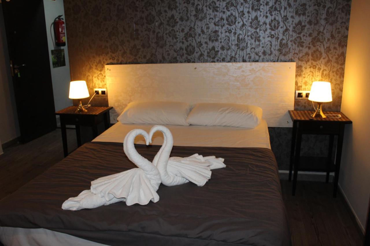 Bcn Condal Hostal Barcelone Extérieur photo